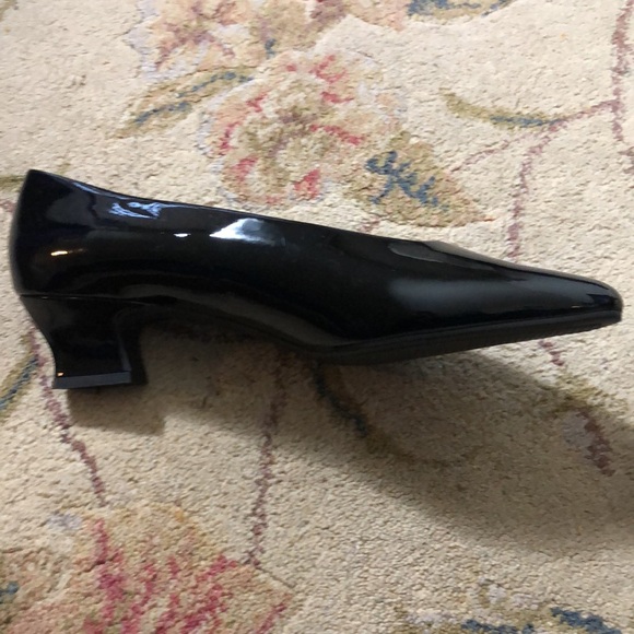 Soft Flexible Shoes By HIGHLIGHTS Women's Black Pumps Size 10 NWOT - Picture 3 of 7